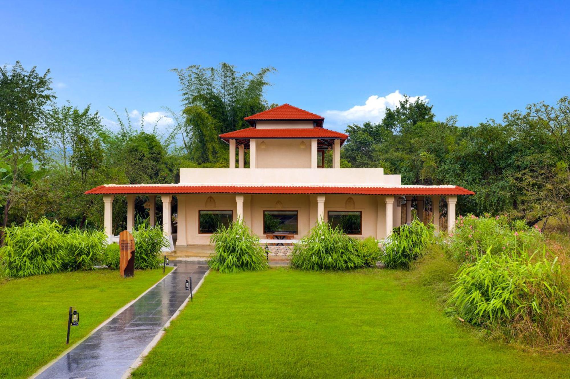 Lemon Tree Wildlife Resort, Kānha Exterior photo